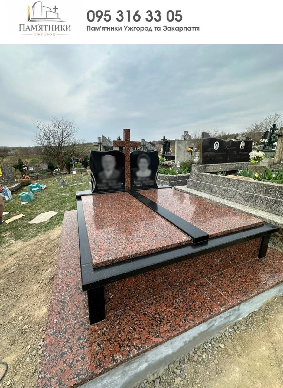 Подвійний гранітний памʼятник